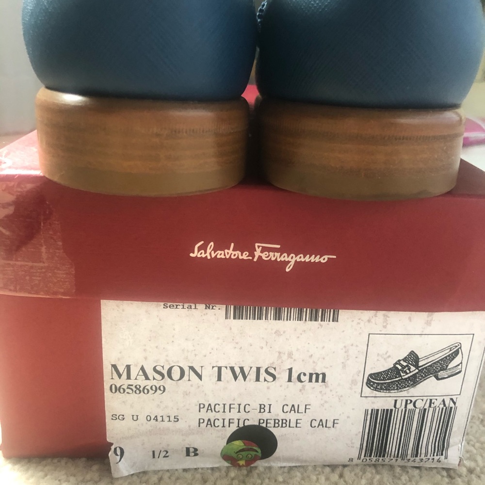 Salvatore Ferragamo Gancini Bit Loafers - Picture 8 of 11